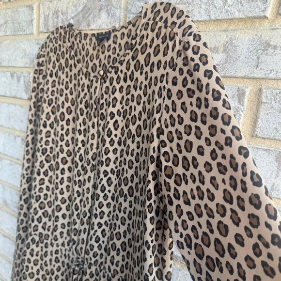 Ann Taylor Long Sleeve 1/2 Button Tie Waist Animal Print Blouse Women's Size S - Picture 5 of 8
